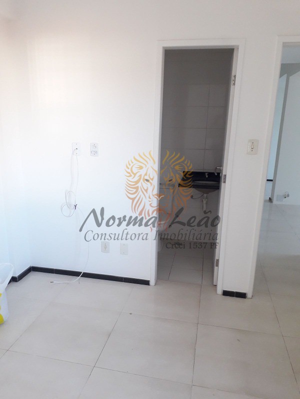 Apartamento à venda com 2 quartos, 78m² - Foto 3