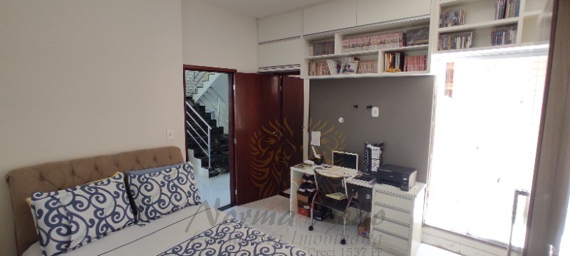 Casa à venda com 4 quartos, 450m² - Foto 24