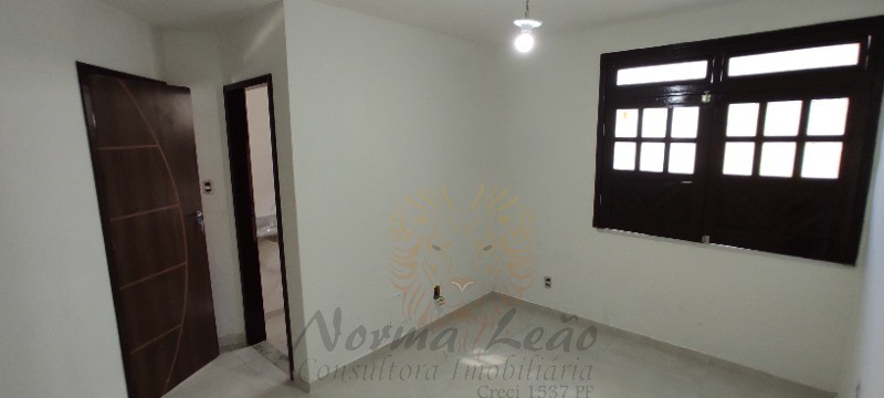 Casa à venda com 3 quartos, 180m² - Foto 14