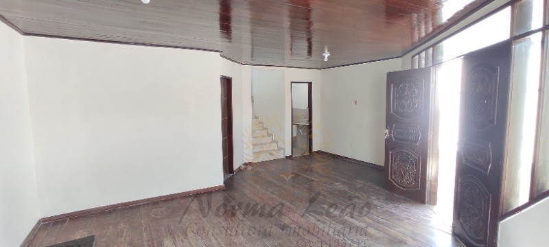 Casa à venda com 3 quartos, 180m² - Foto 7