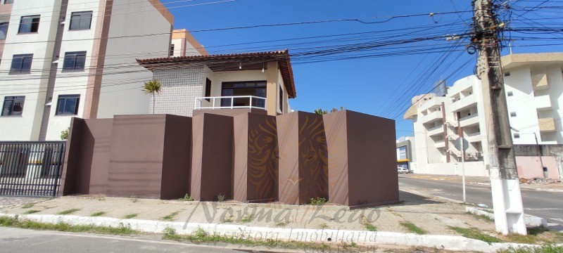 Casa à venda com 3 quartos, 180m² - Foto 3