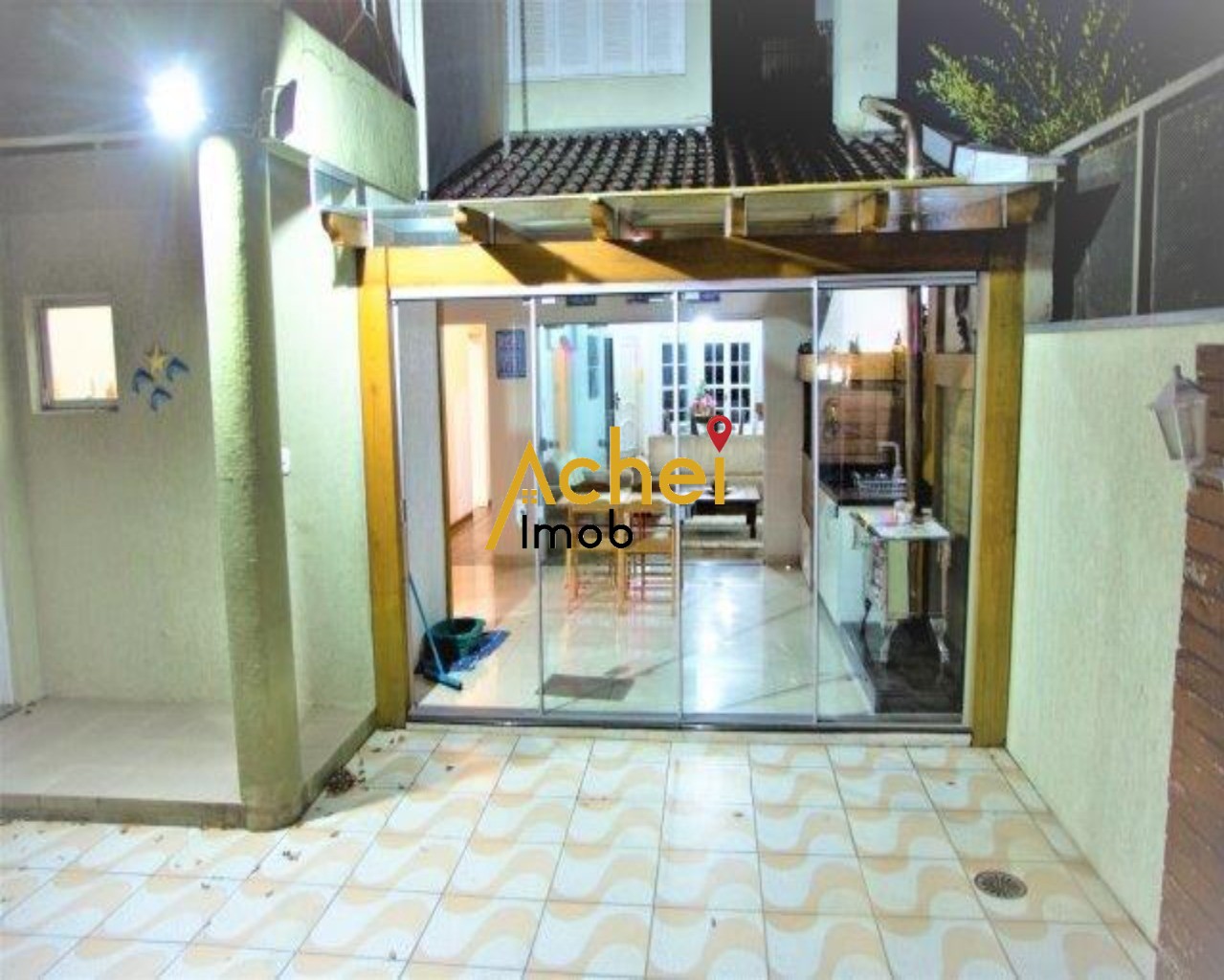 Casa à venda com 4 quartos, 300m² - Foto 16