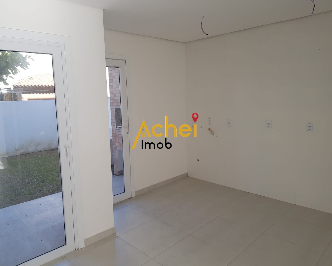 Casa à venda com 3 quartos, 121m² - Foto 9