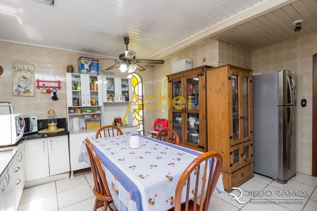 Casa de Condomínio à venda com 4 quartos, 300m² - Foto 15