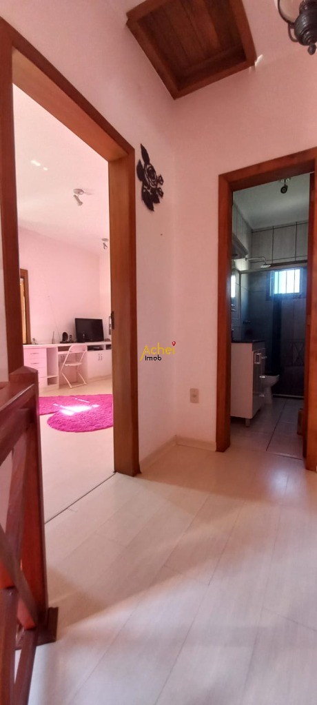 Casa à venda com 4 quartos, 300m² - Foto 17