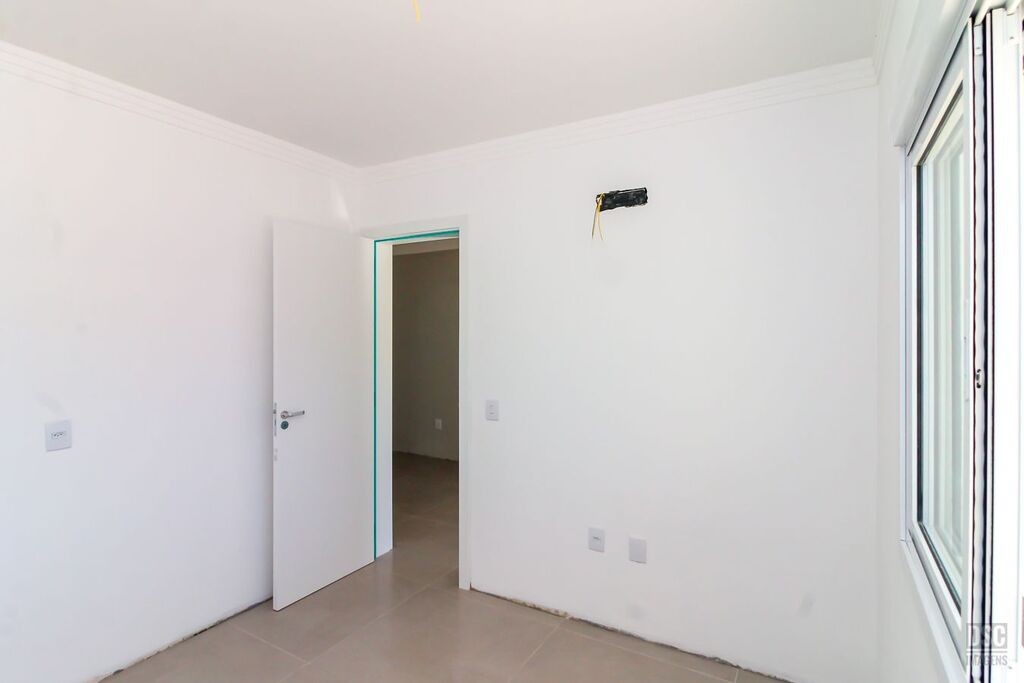 Casa à venda com 3 quartos, 90m² - Foto 4