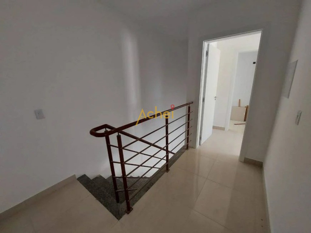 Casa à venda com 3 quartos, 88m² - Foto 5