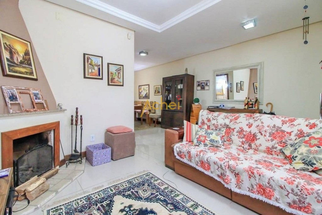 Casa à venda com 3 quartos, 140m² - Foto 2