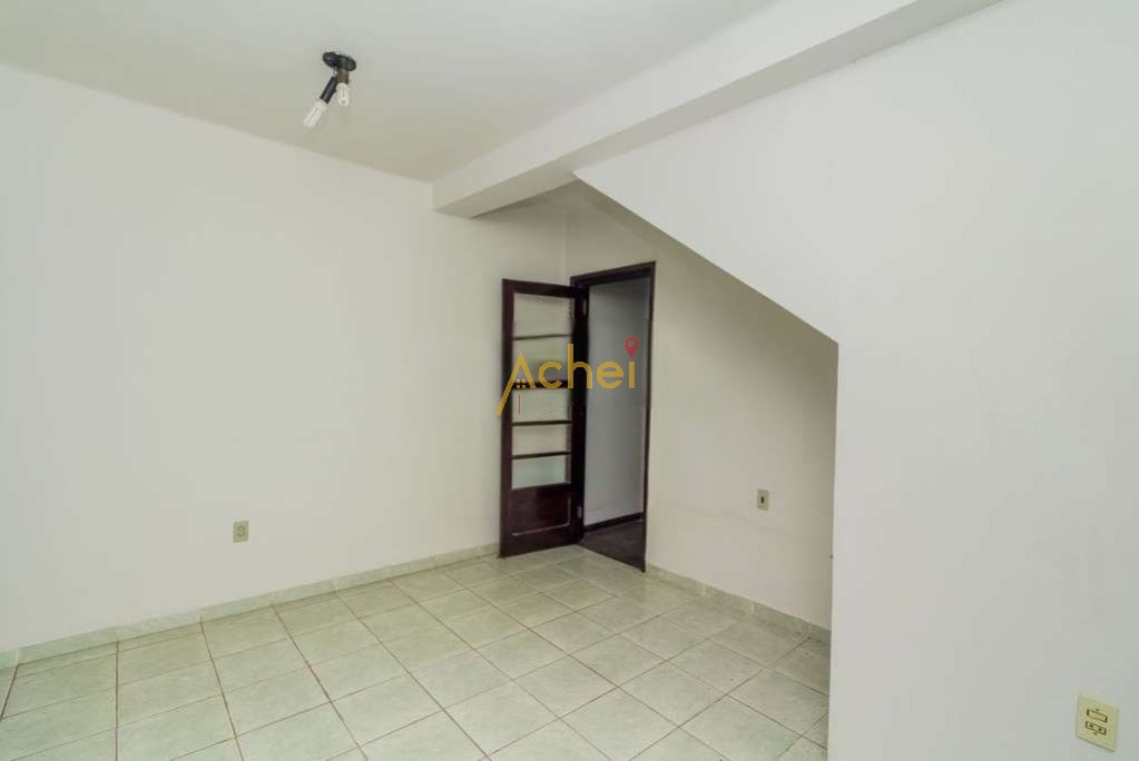 Casa à venda com 4 quartos, 180m² - Foto 19