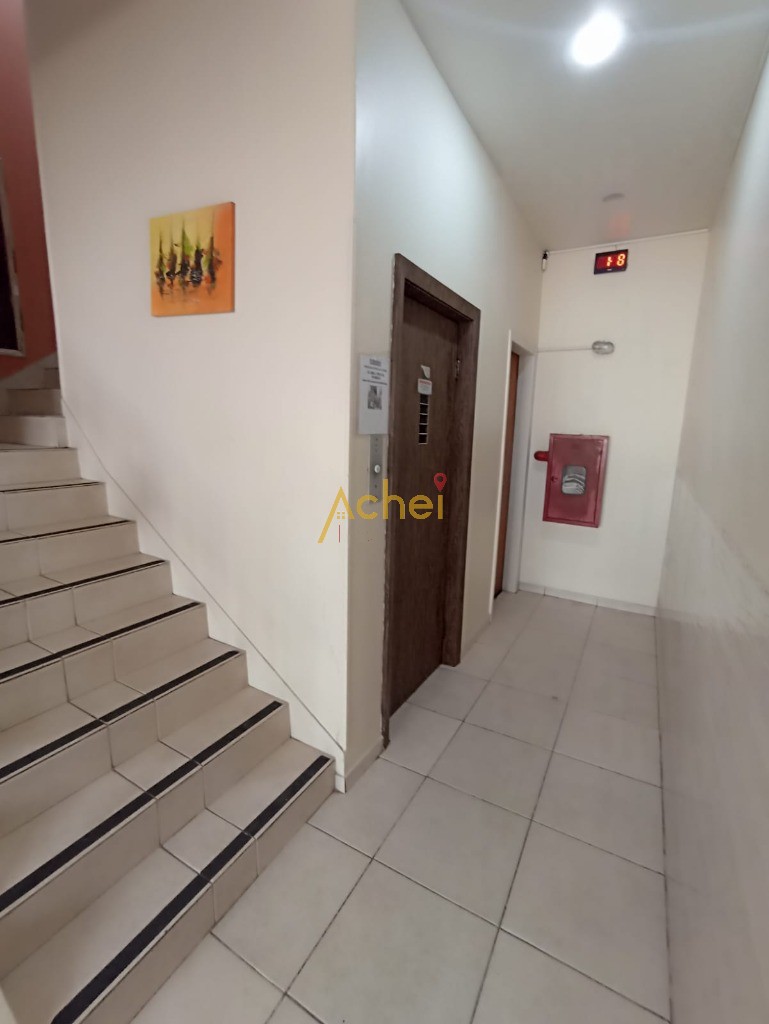 Apartamento à venda com 1 quarto, 40m² - Foto 4