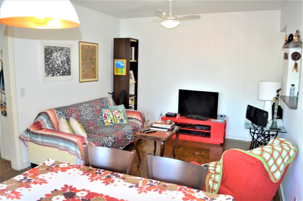 Apartamento à venda com 2 quartos, 77m² - Foto 2