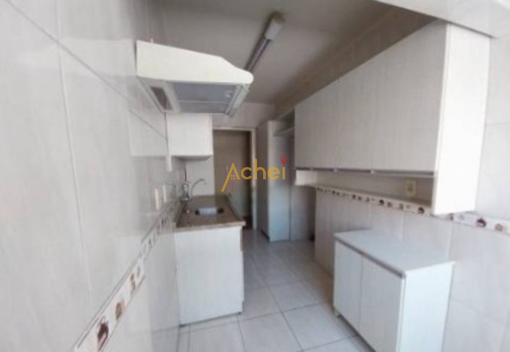 Apartamento à venda com 2 quartos, 77m² - Foto 4