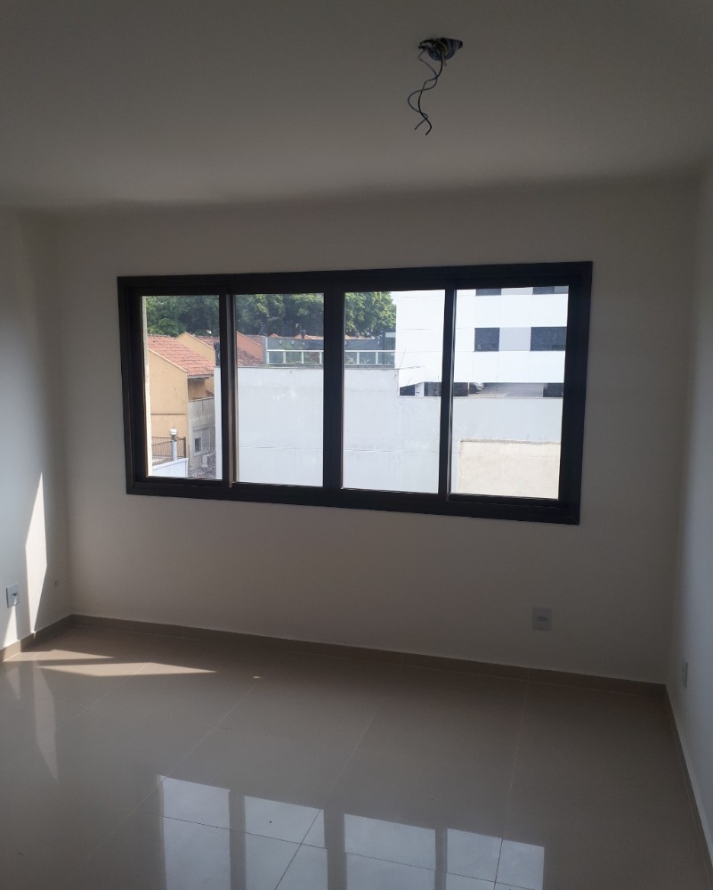 Apartamento à venda com 1 quarto, 39m² - Foto 2