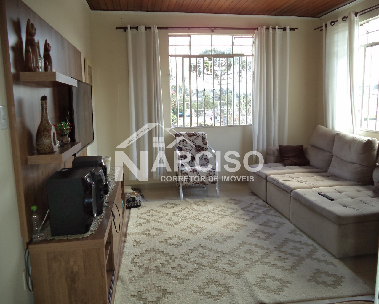 Casa à venda com 3 quartos, 200m² - Foto 3