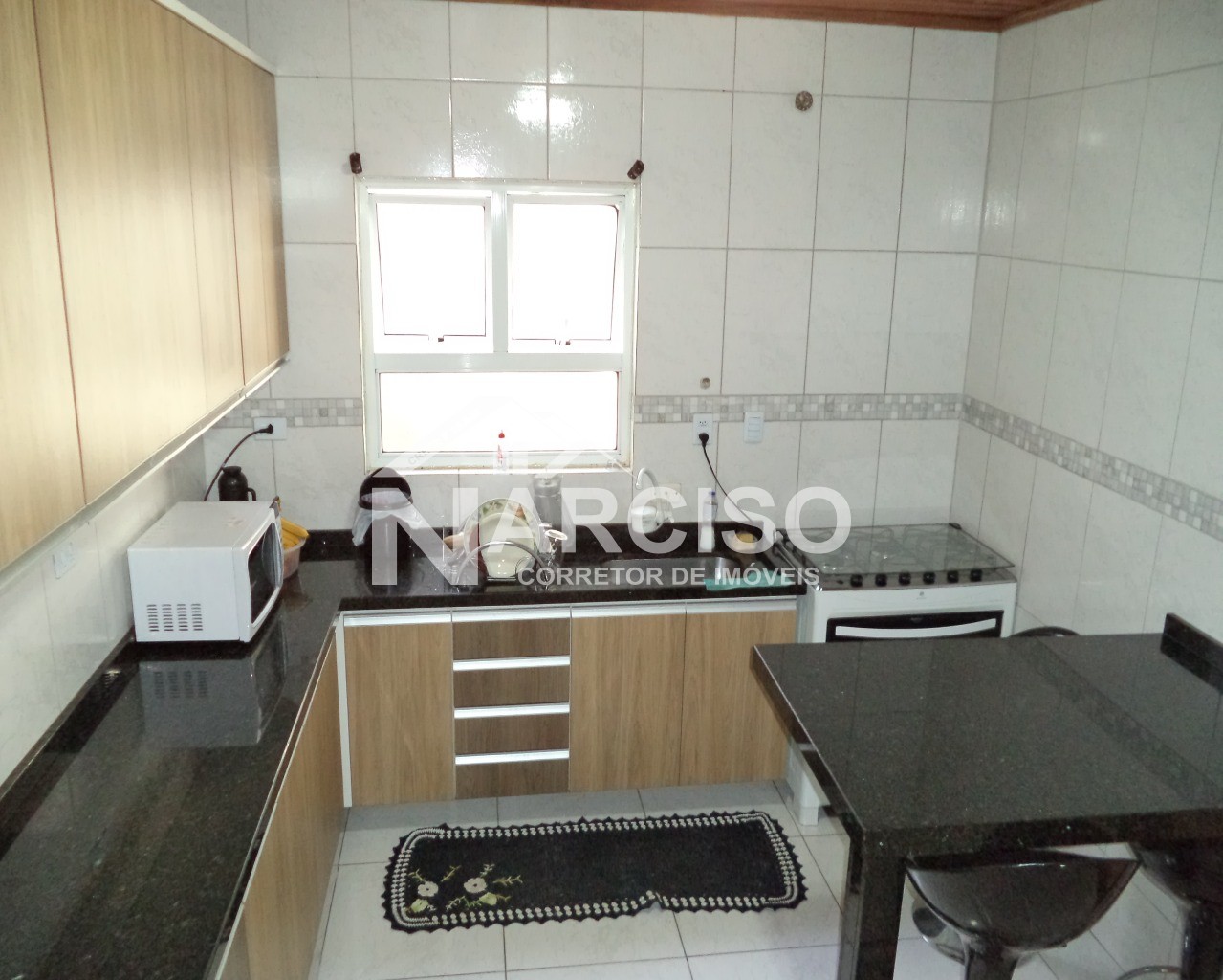 Casa à venda com 3 quartos, 200m² - Foto 7