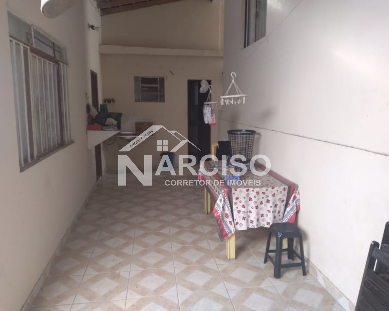 Casa à venda com 3 quartos, 200m² - Foto 14