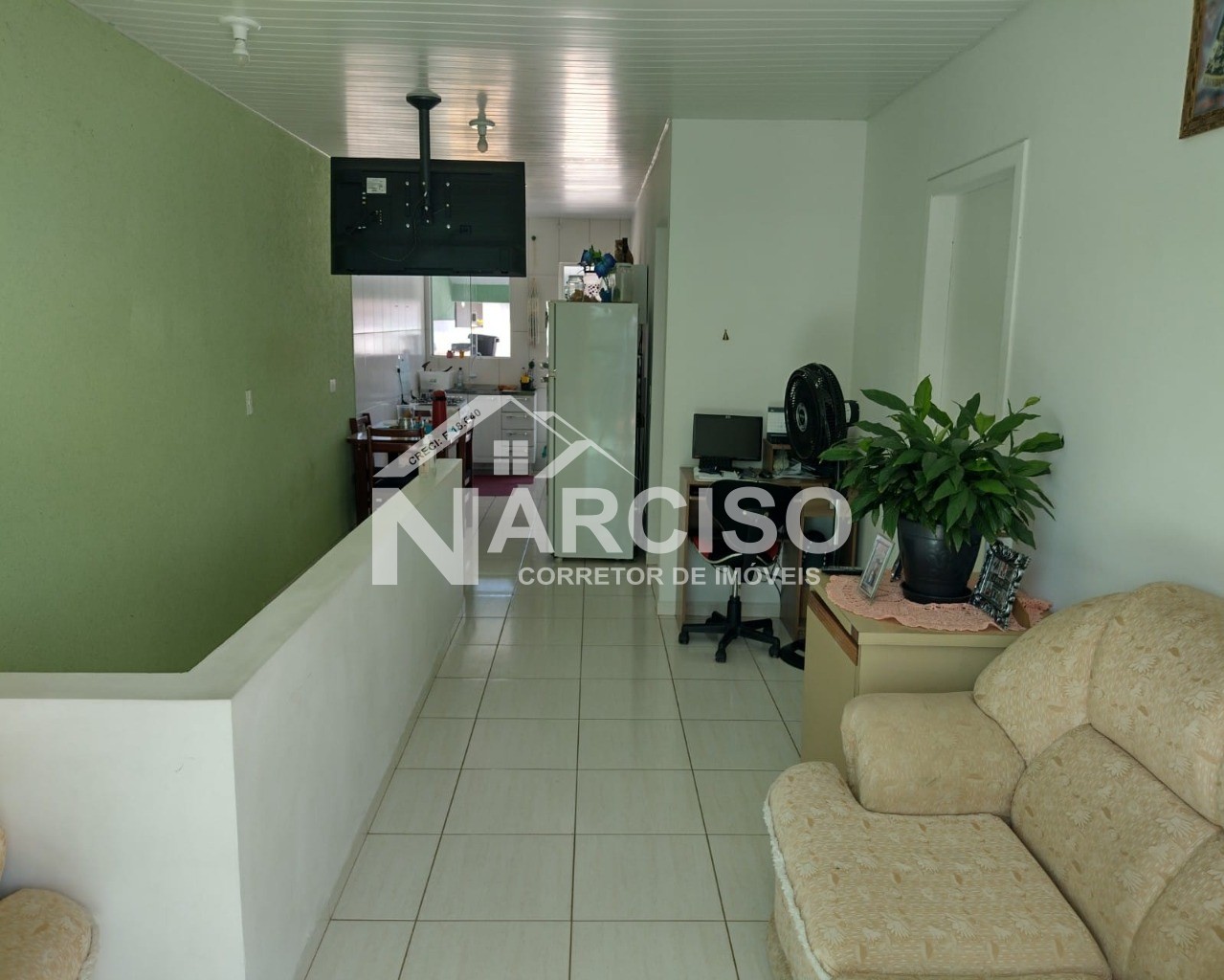 Casa à venda com 3 quartos, 142m² - Foto 2