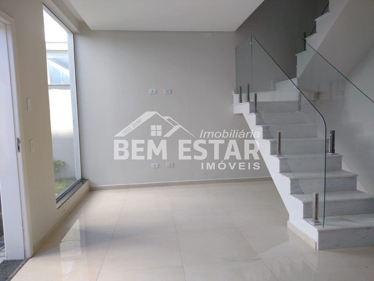 Casa à venda com 4 quartos, 182m² - Foto 4