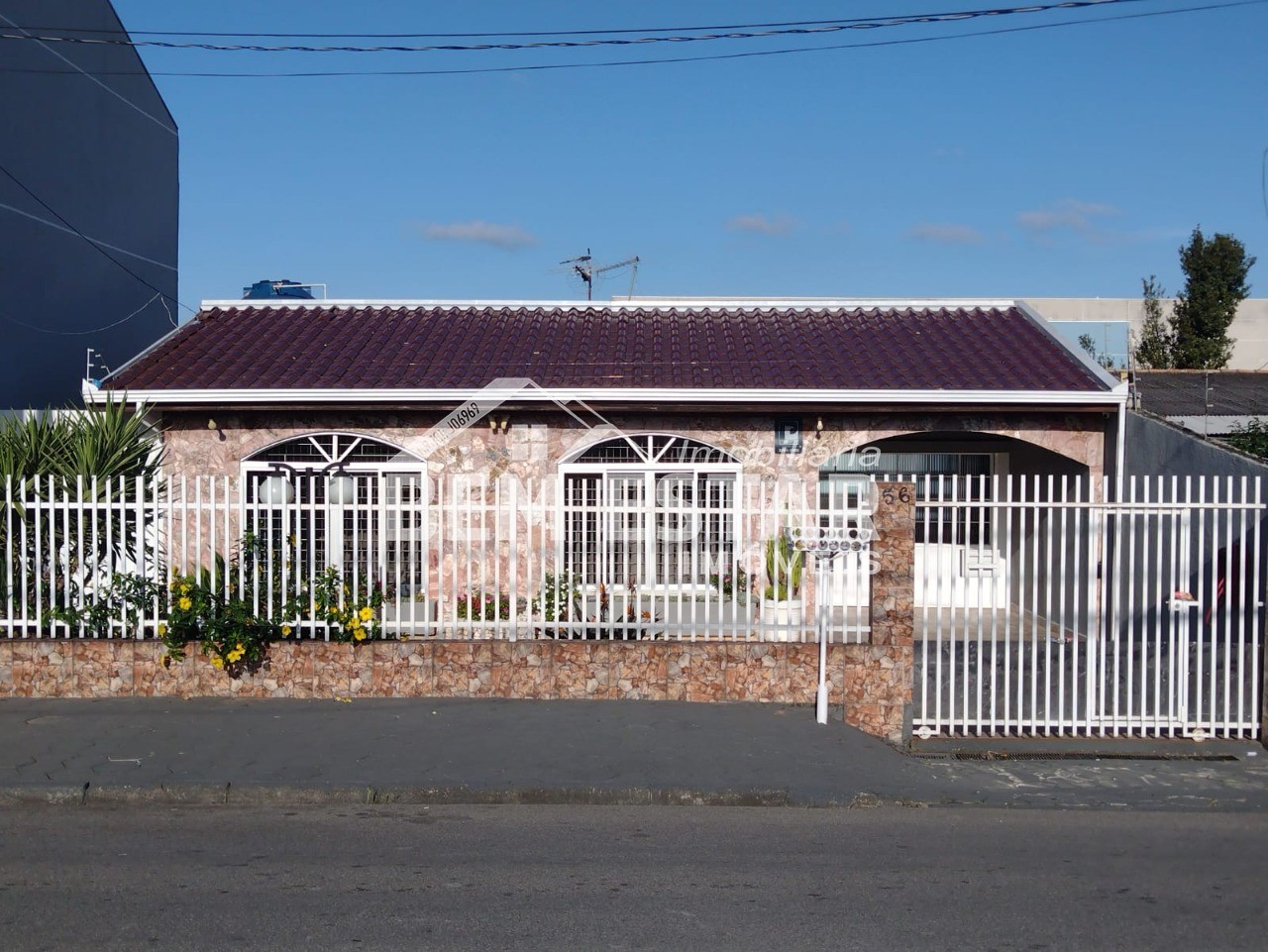 Casa à venda com 3 quartos, 200m² - Foto 27