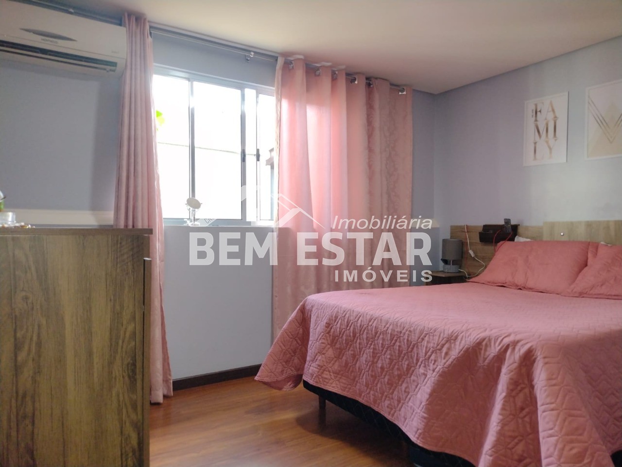 Casa à venda com 3 quartos, 200m² - Foto 11