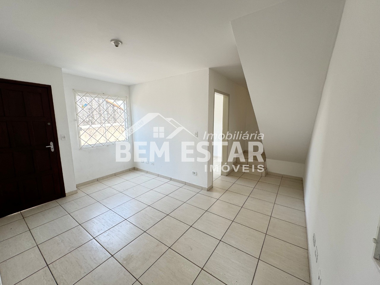 Casa à venda com 3 quartos, 58m² - Foto 4