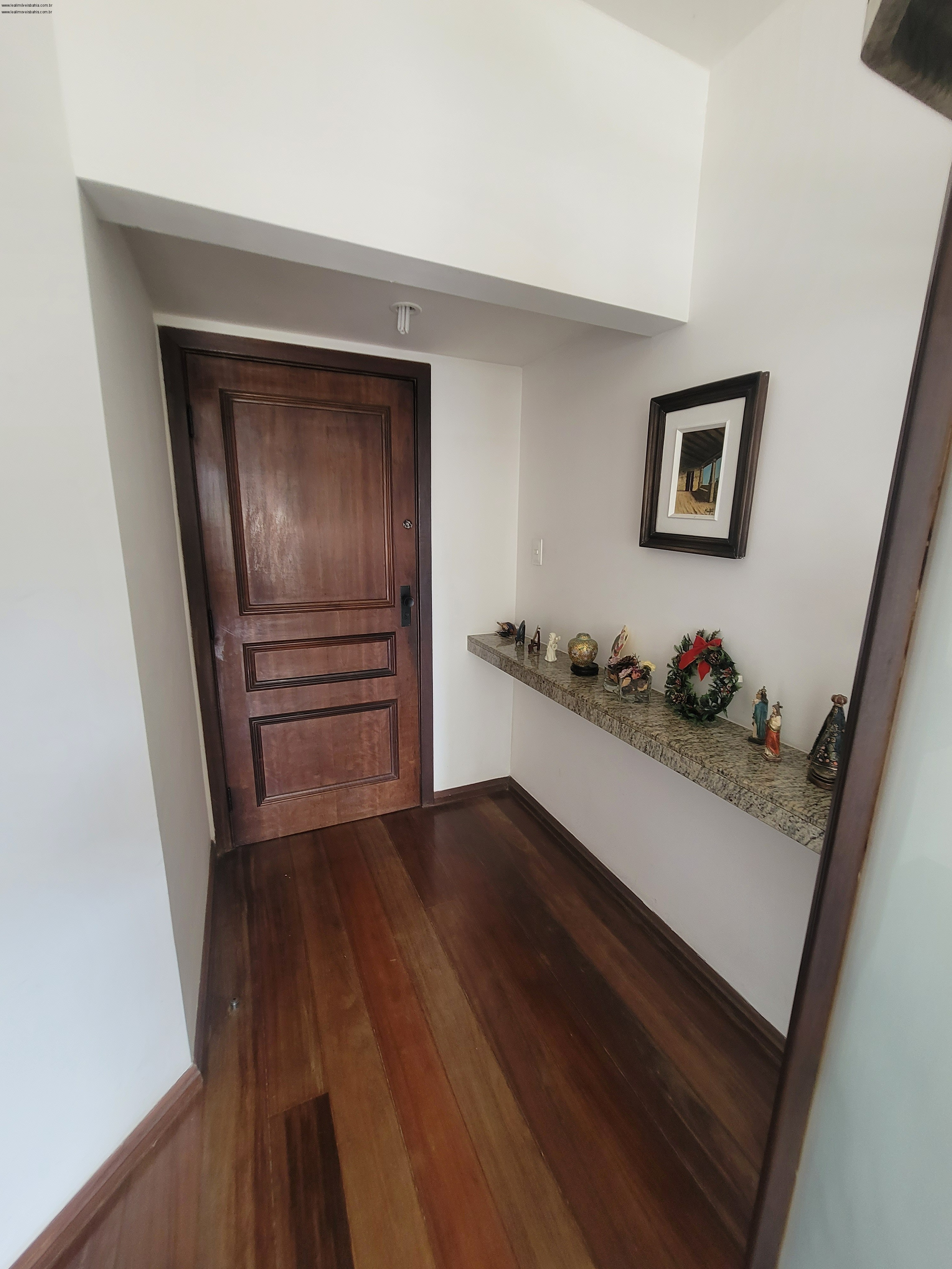 Apartamento à venda com 3 quartos, 114m² - Foto 2