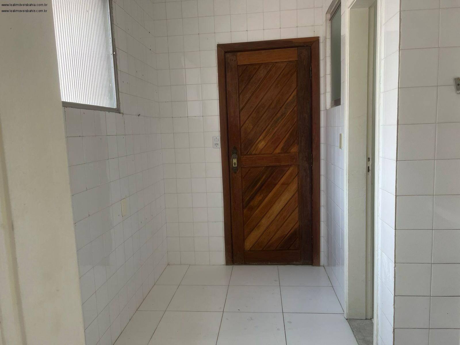 Apartamento à venda com 3 quartos, 120m² - Foto 2