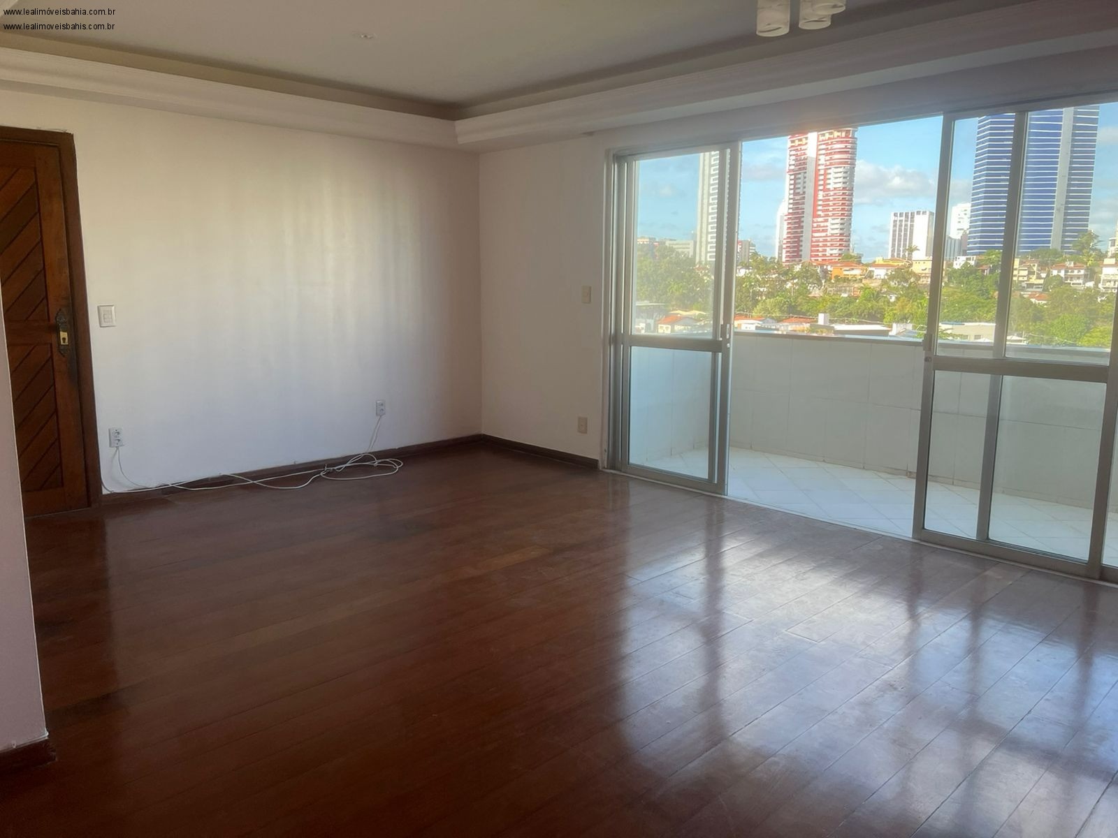 Apartamento à venda com 3 quartos, 120m² - Foto 4