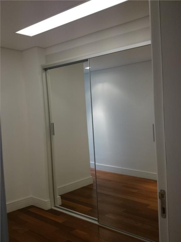 Apartamento à venda com 3 quartos, 168m² - Foto 18