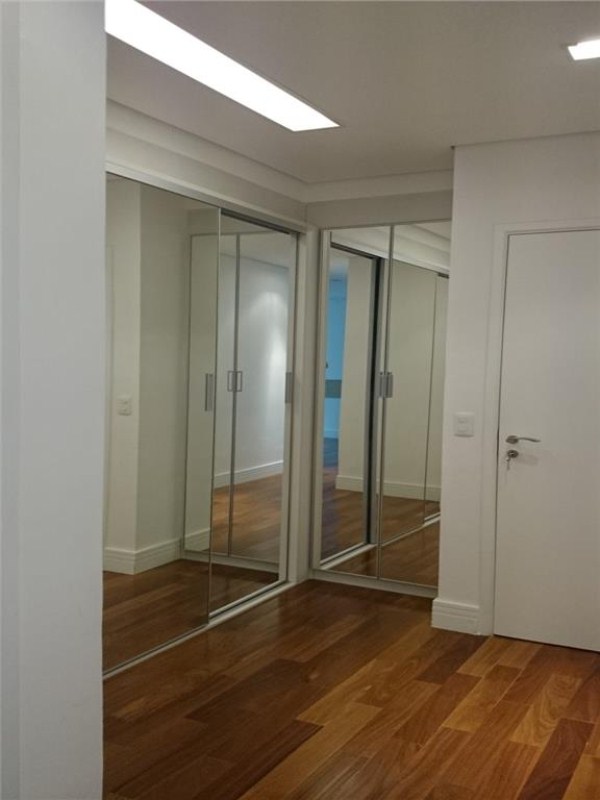 Apartamento à venda com 3 quartos, 168m² - Foto 21