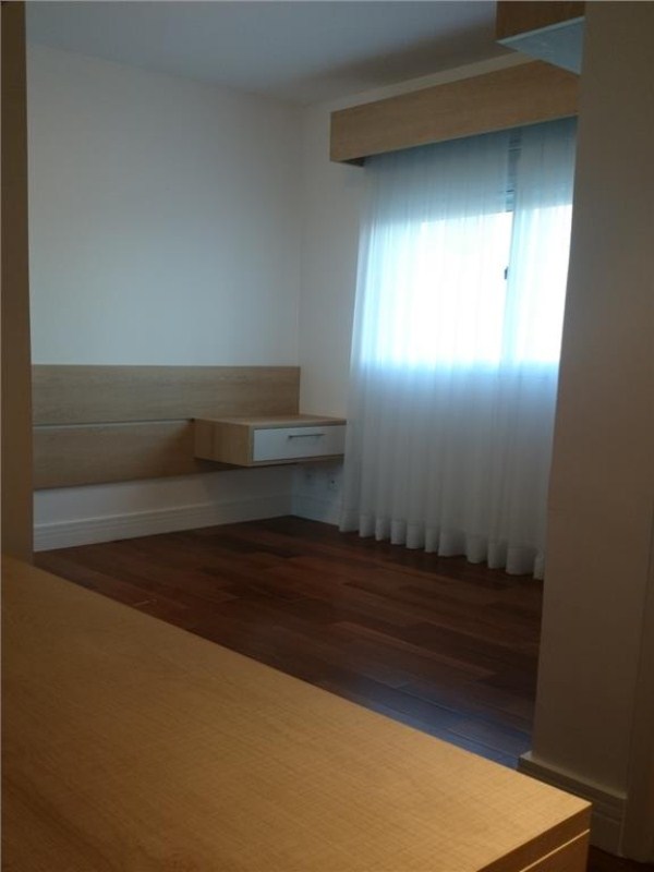 Apartamento à venda com 3 quartos, 168m² - Foto 23