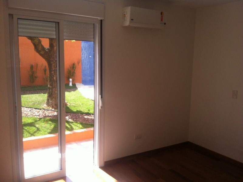 Casa para alugar com 4 quartos, 680m² - Foto 10