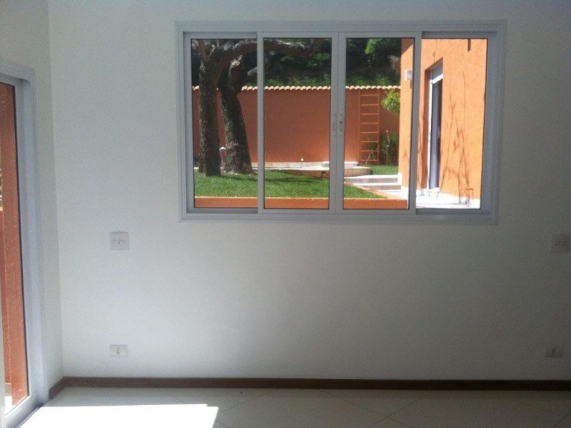 Casa para alugar com 4 quartos, 680m² - Foto 13