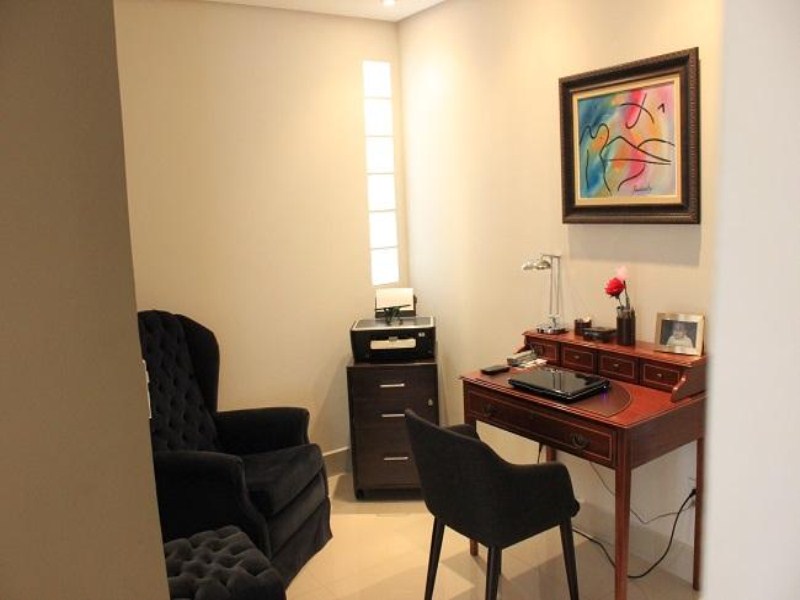 Apartamento à venda com 3 quartos, 143m² - Foto 10