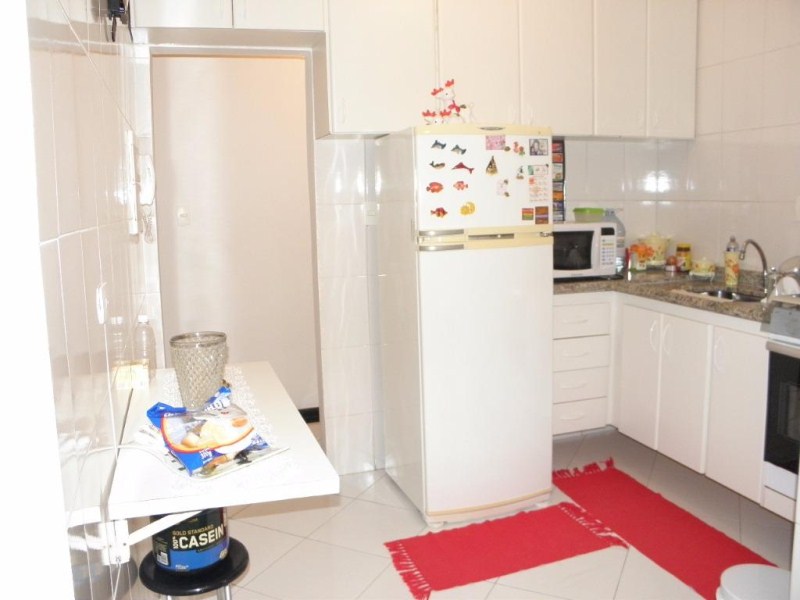 Apartamento à venda com 2 quartos, 90m² - Foto 11