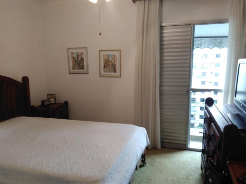 Apartamento à venda com 3 quartos, 137m² - Foto 15