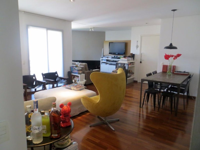 Apartamento à venda com 3 quartos, 146m² - Foto 2