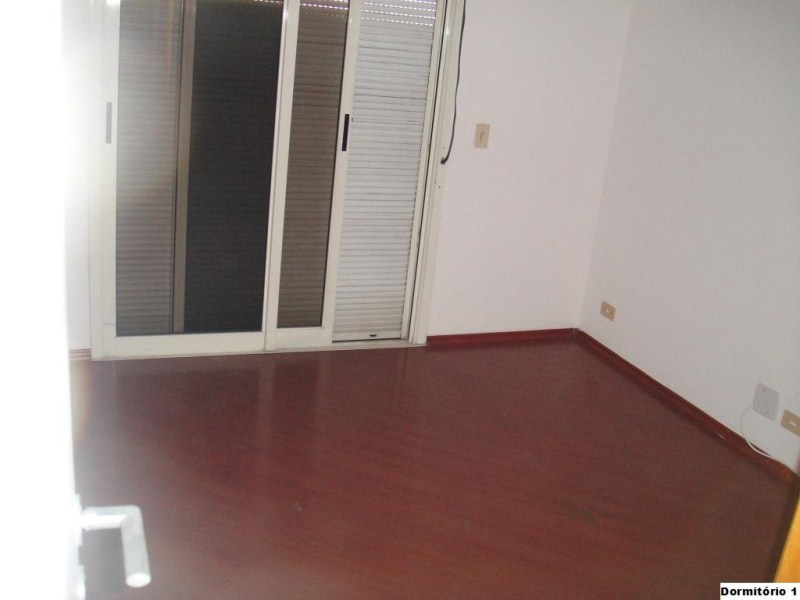 Apartamento à venda com 4 quartos, 200m² - Foto 9