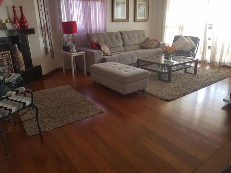 Apartamento à venda com 4 quartos, 243m² - Foto 1