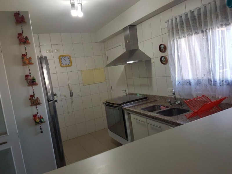 Apartamento à venda com 4 quartos, 243m² - Foto 12