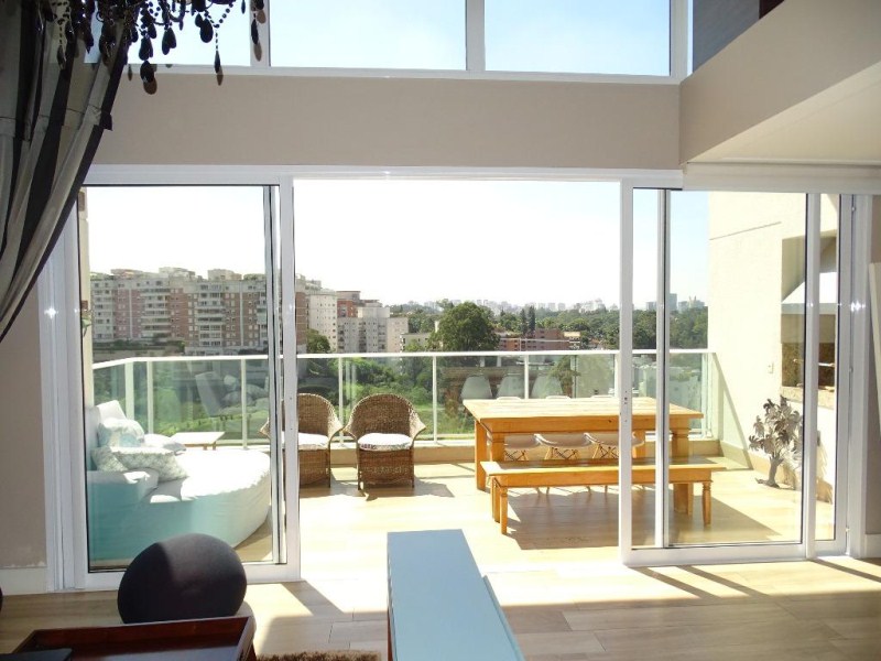 Apartamento à venda com 4 quartos, 202m² - Foto 2