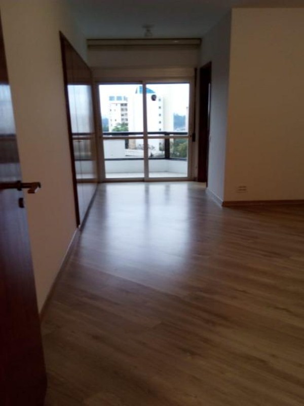 Apartamento à venda com 3 quartos, 230m² - Foto 7