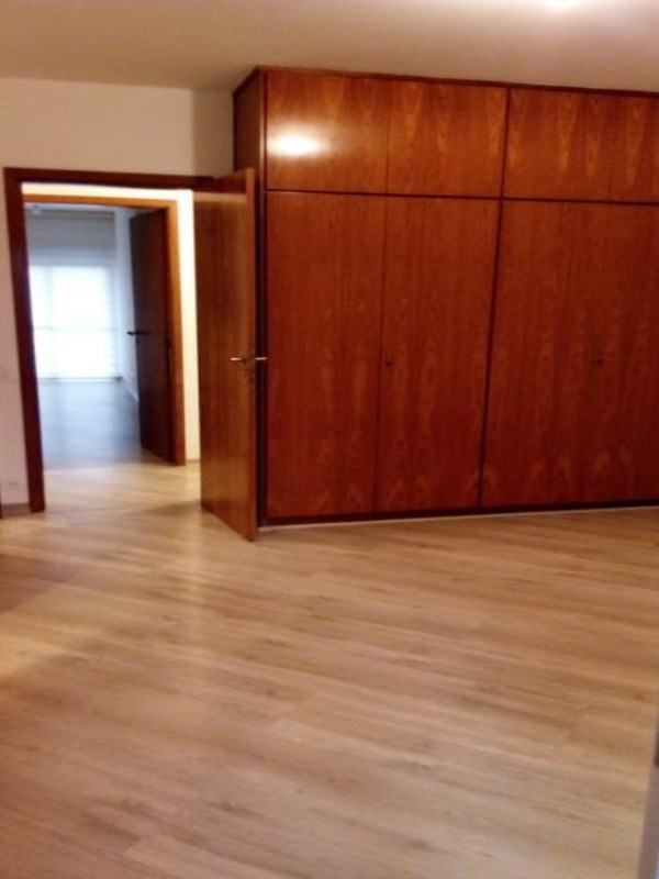 Apartamento à venda com 3 quartos, 230m² - Foto 29