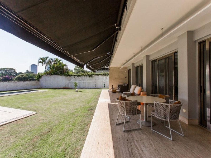 Casa à venda com 3 quartos, 380m² - Foto 14