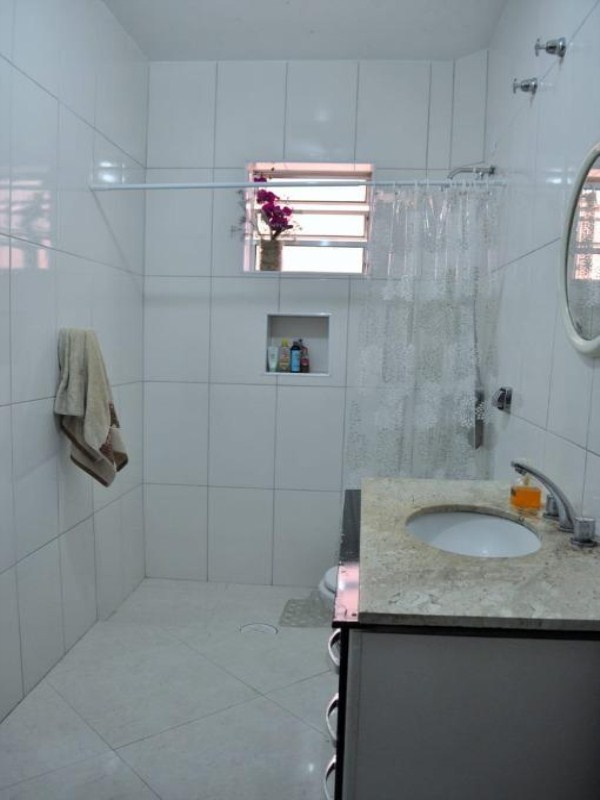 Casa à venda com 3 quartos, 200m² - Foto 12