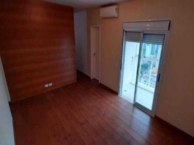 Apartamento para alugar com 3 quartos, 201m² - Foto 5