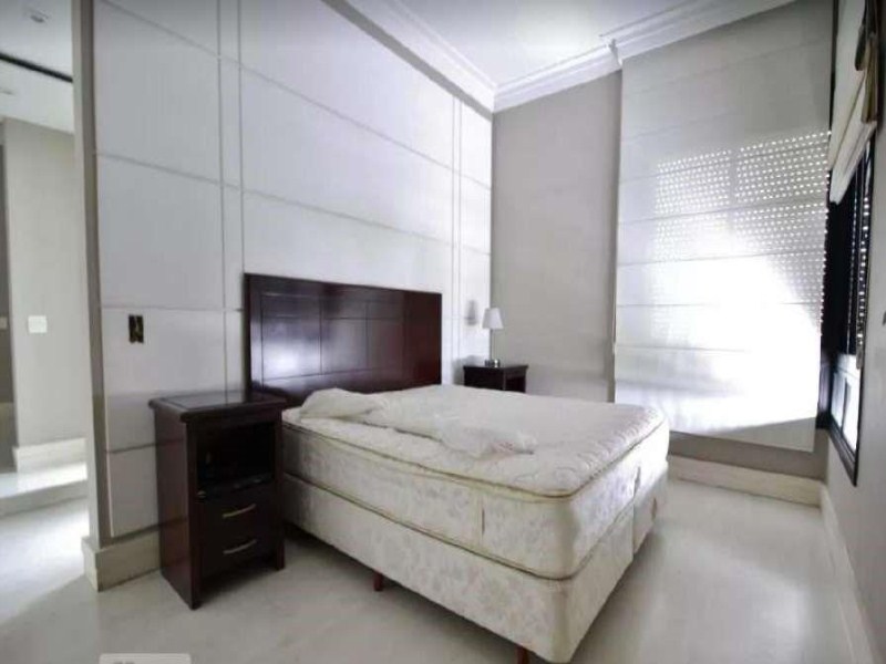 Apartamento à venda com 4 quartos, 190m² - Foto 14