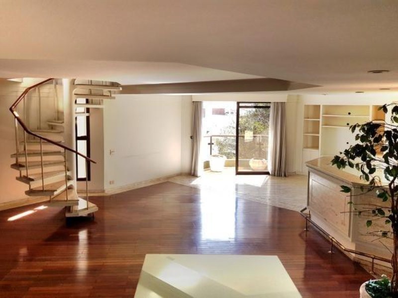 Apartamento à venda com 2 quartos, 158m² - Foto 1