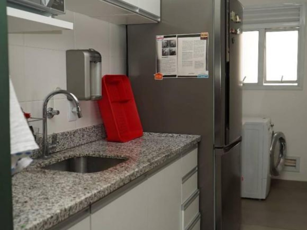 Apartamento à venda com 2 quartos, 70m² - Foto 6