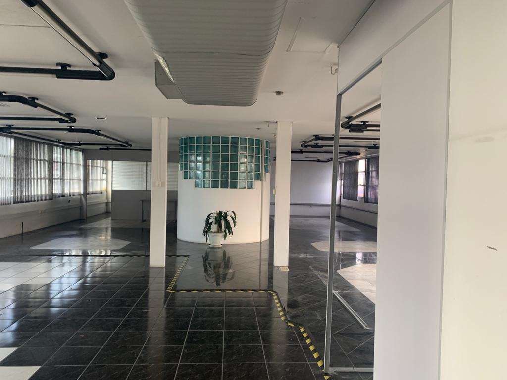 Indústria à venda e aluguel, 1271m² - Foto 1